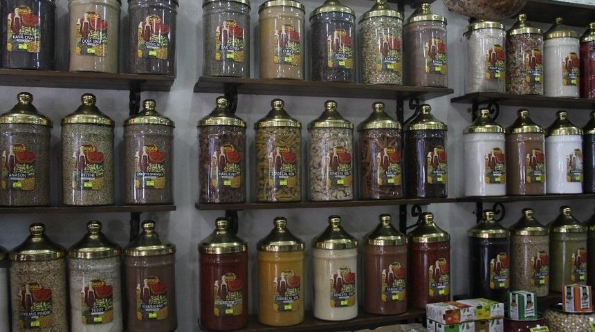 Aktarlara talep arttı, yaş zencefil yok satıyor