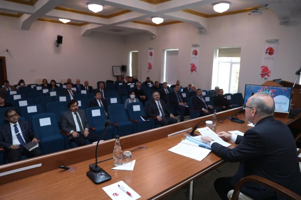 Pandemi İl Koordinasyon Kurulu Vali &Ccedil;akacak&rsquo;ın başkanlığında toplandı