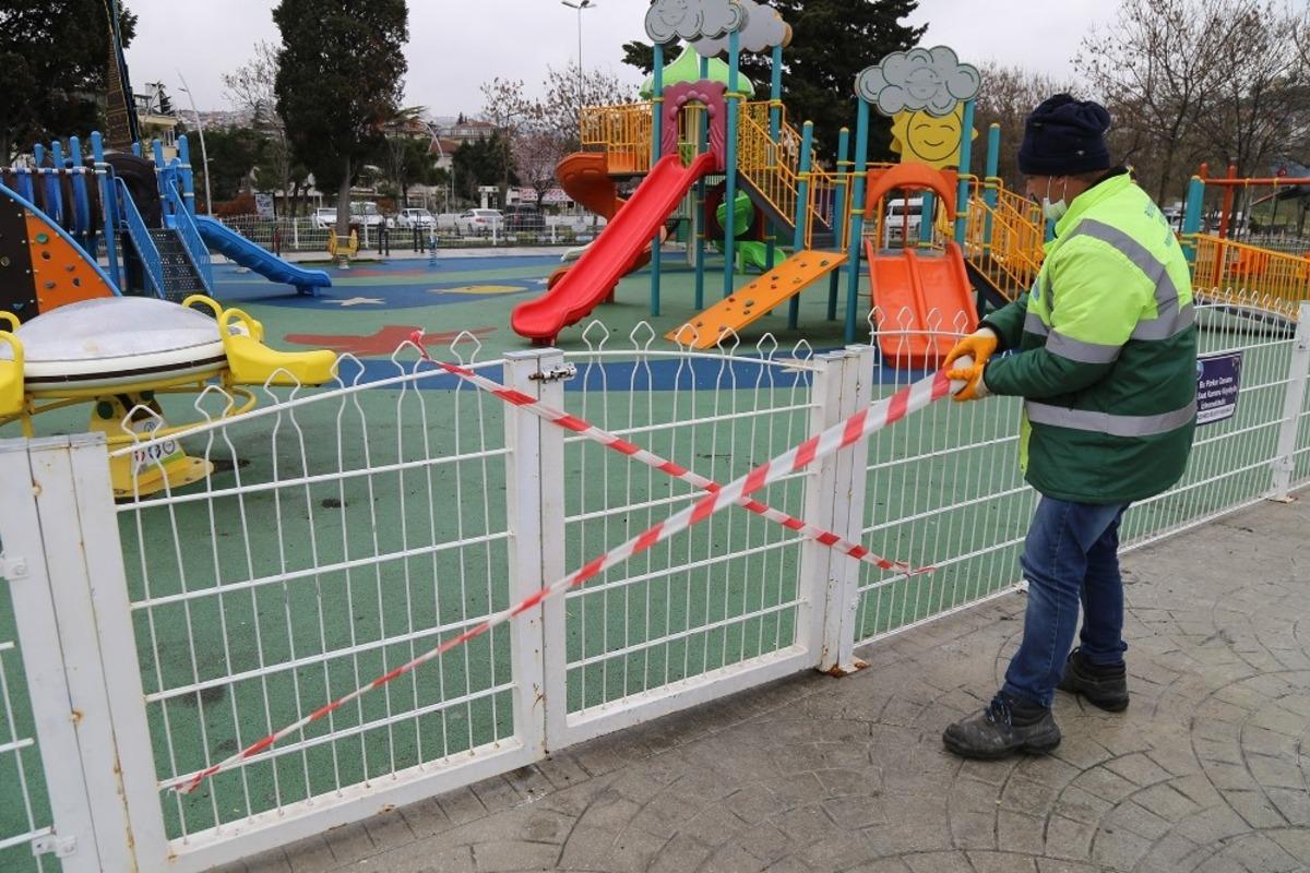 B&uuml;y&uuml;k&ccedil;ekmece&rsquo;de &ccedil;ocuk park ve oyun alanları kullanıma kapatıldı