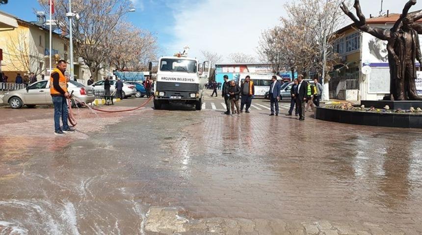 Arguvan&rsquo;da dezenfekteye ağırlık verildi