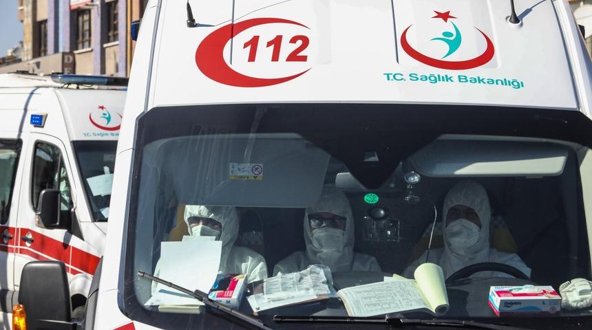 Koronavir&uuml;s: Hekimler ve sağlık g&ouml;revlileri T&uuml;rkiye'de g&uuml;venli koşullarda &ccedil;alışabiliyor mu?