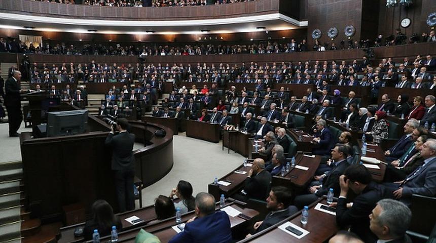 AKP, koronavir&uuml;s salgını sebebiyle infaz indirimi d&uuml;zenlemesi i&ccedil;in yeniden &ccedil;alışma başlattı