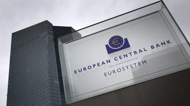 Avrupa Merkez Bankası, 120 milyar euroluk ilave tahvil alımı programı duyurdu.