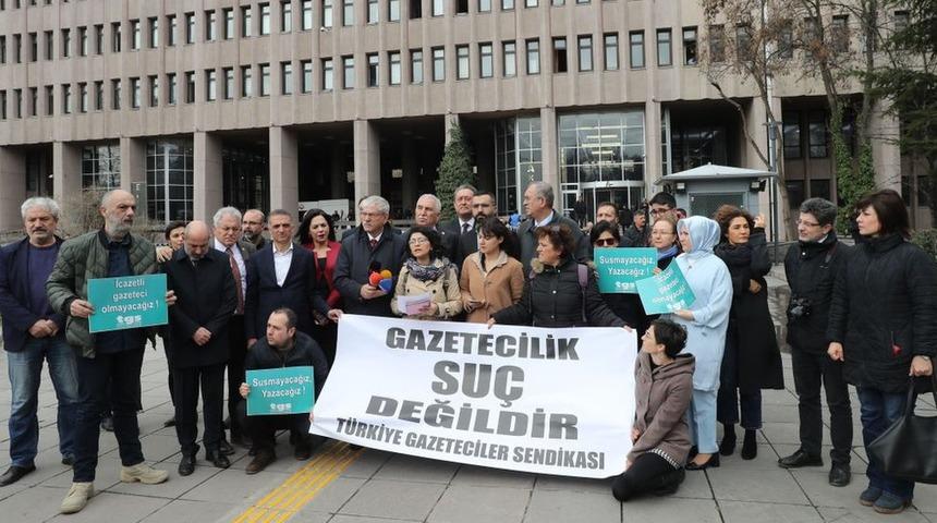 CHP'den tutuklu gazeteciler &ccedil;ağrısı: "Gazeteciler serbest bırakılmalı"