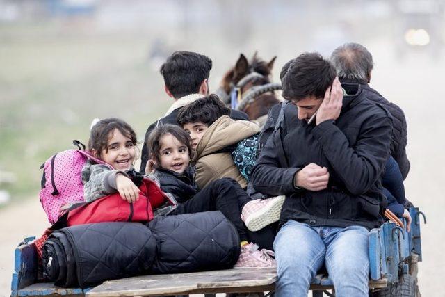 Türkiye-Yunanistan sınırındaki mülteciler