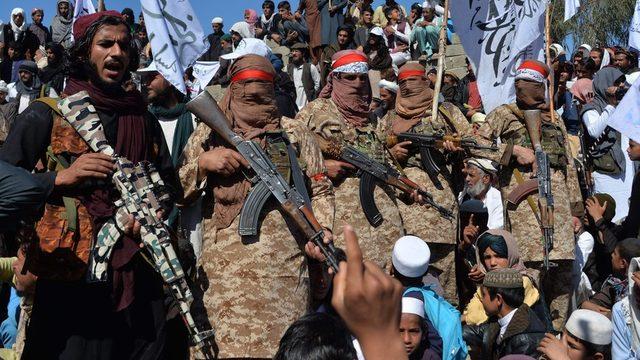 Taliban savaşçıları