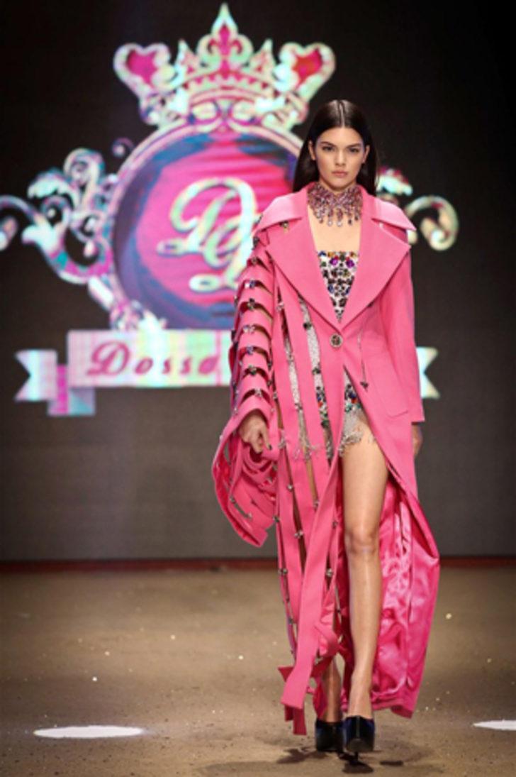 Kim Kardashian'ın kardeşi Kendall nefes kesti G2