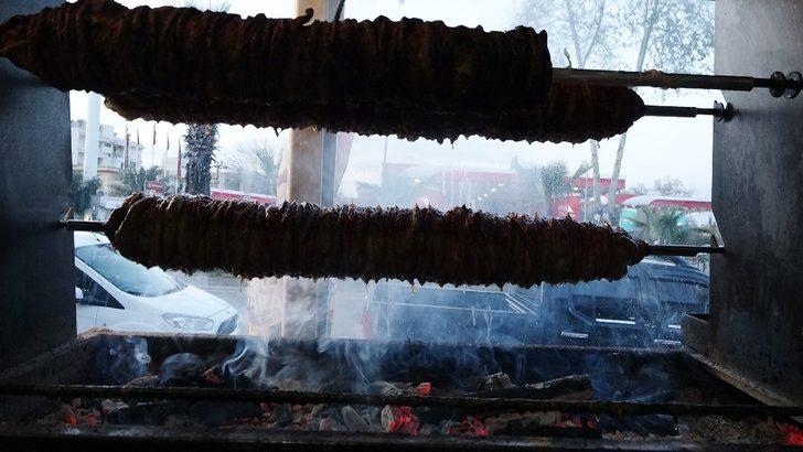 Kokoreççiden kamu personeline destek G3