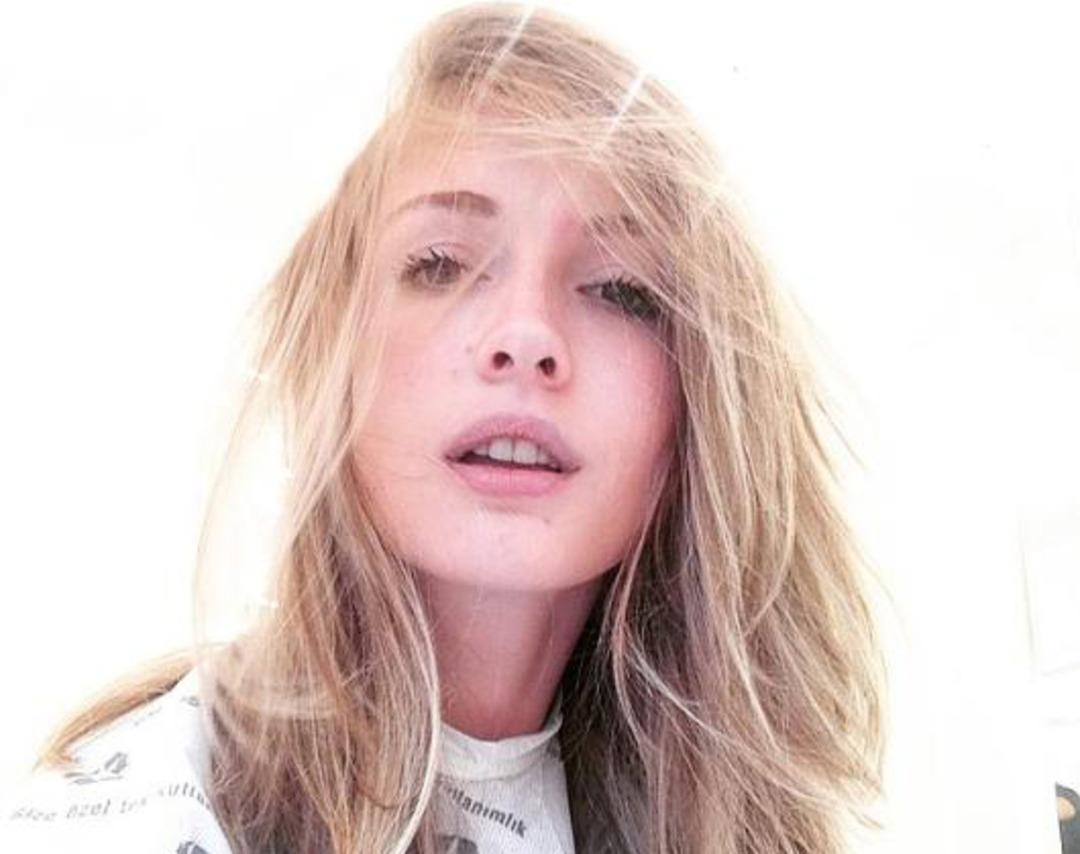 Yasemin Allen cazibenin sırrını a&ccedil;ıkladı