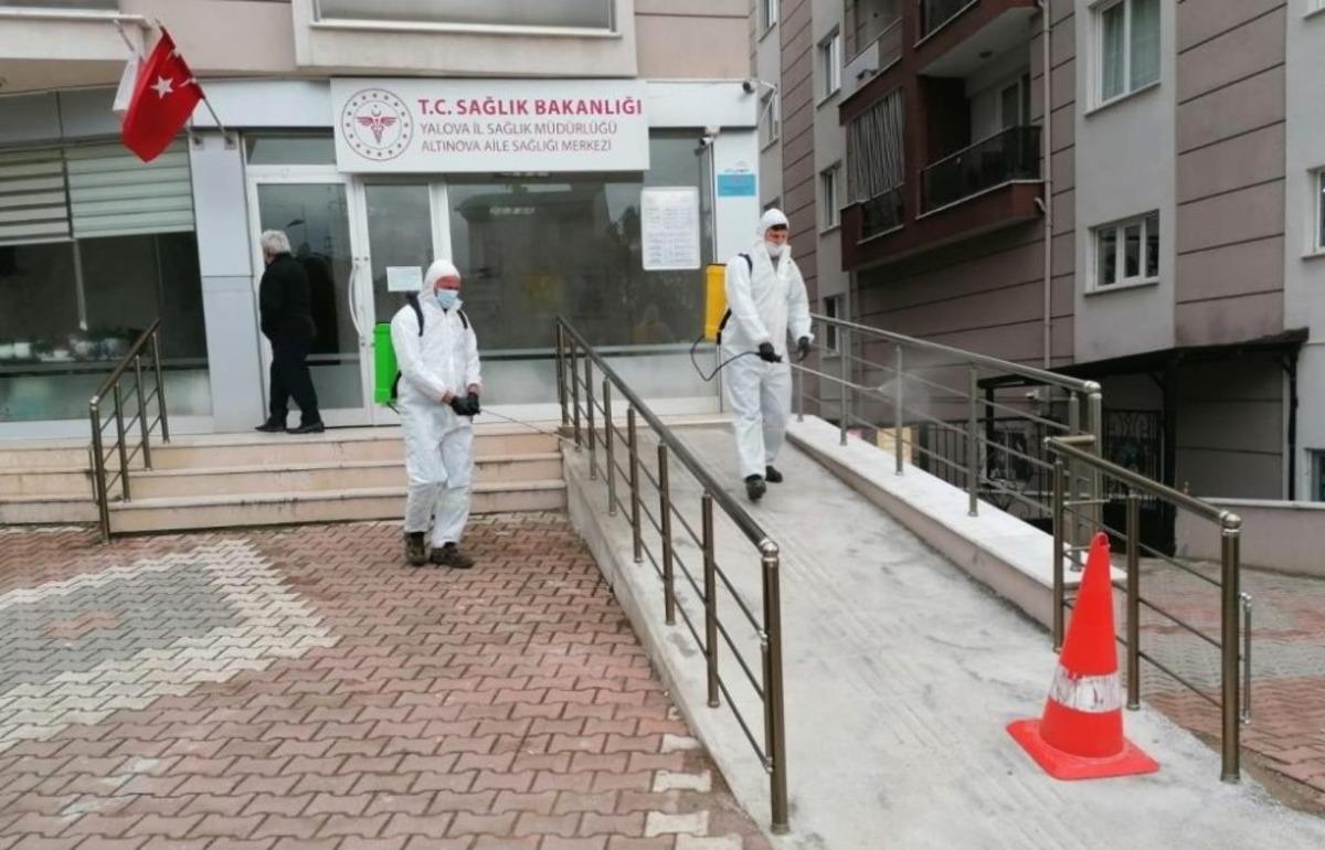 Vir&uuml;sle m&uuml;cadele aralıksız devam ediyor