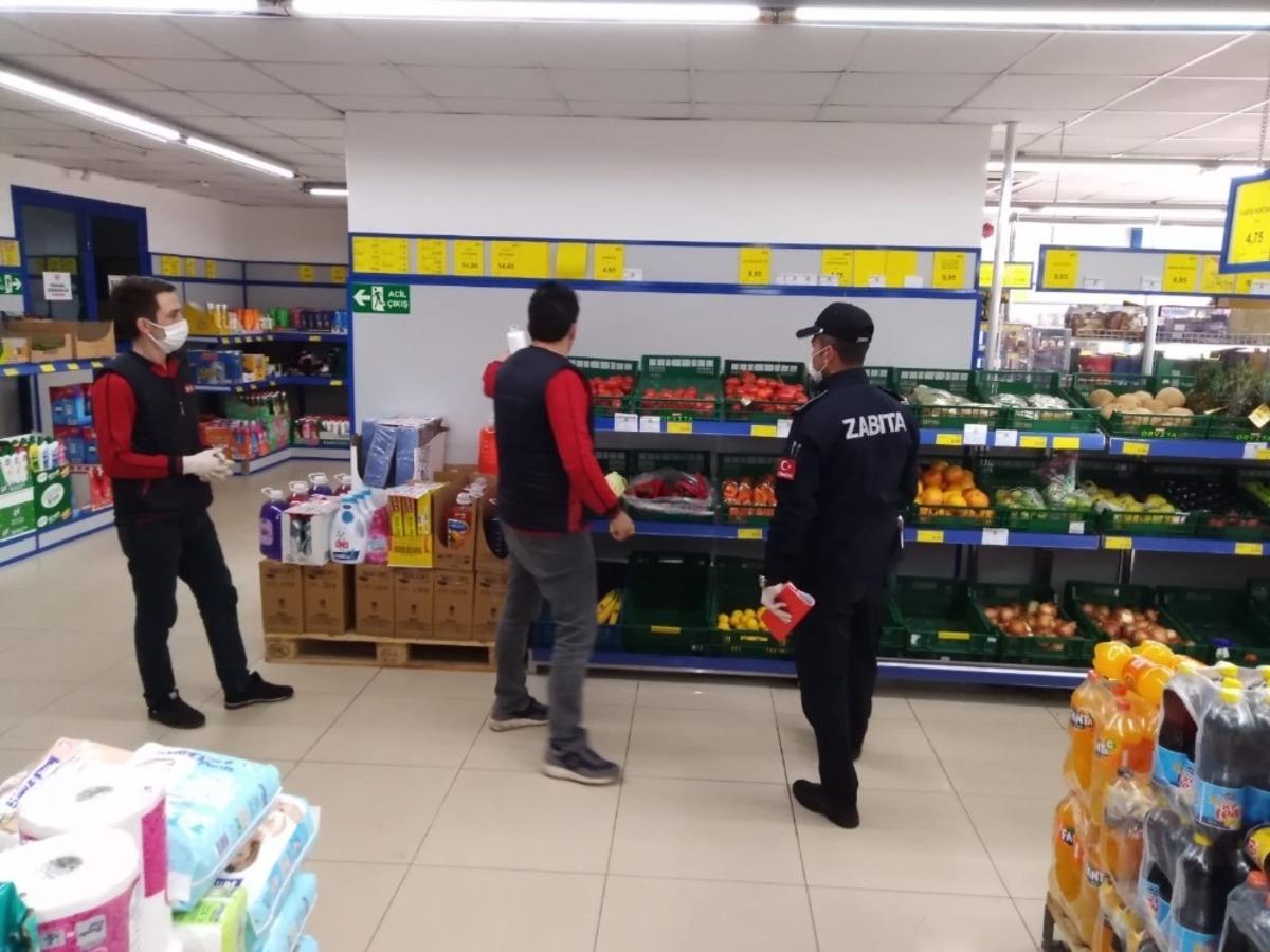 Zabıta ekipleri marketleri denetledi