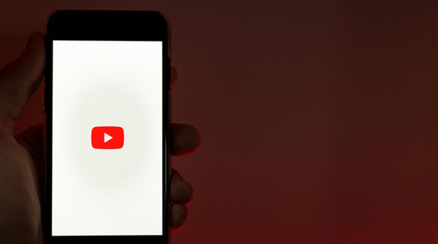 Facebook'un ardından sıra onda: YouTube koronavir&uuml;s i&ccedil;in oynatma kalitesini d&uuml;ş&uuml;r&uuml;yor!
