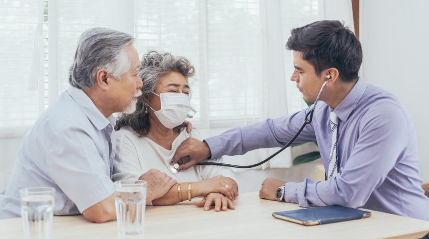 Evde bakım hizmetlerine en &ccedil;ok yaşlı ve kronik hastalar ihtiya&ccedil; duyuyor