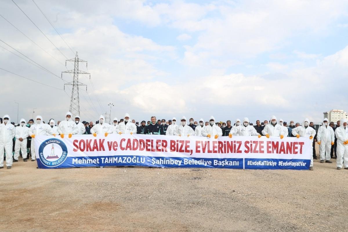 Şahinbey&rsquo;den dezenfekte personeline ikramiye