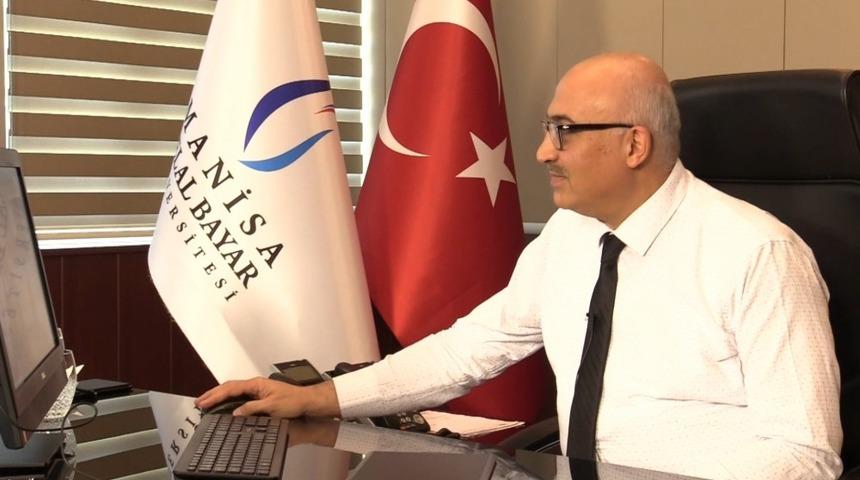 MCB&Uuml;&rsquo;de ilk g&uuml;n 35 bin &ouml;ğrenci uzaktan eğitime bağlandı