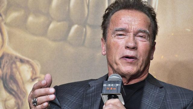 Arnold Schwarzenegger koronavirüsü ile mücadeleye 1 milyon dolar bağışladı
