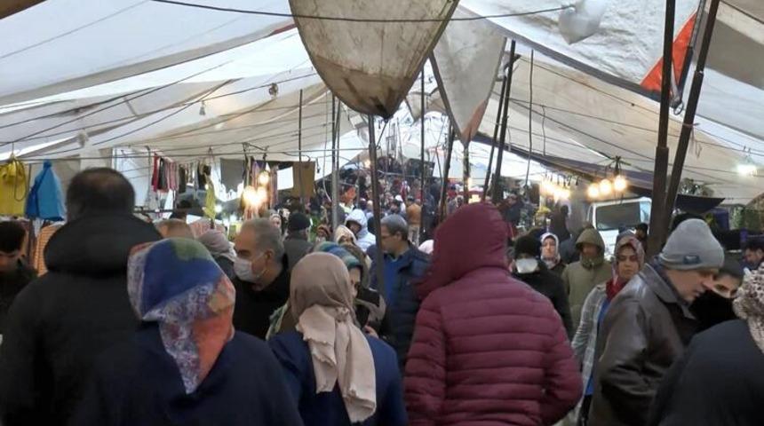 Yer: İstanbul! Koronavirüs uyarılarını dikkate almadılar, pazara akın ettiler