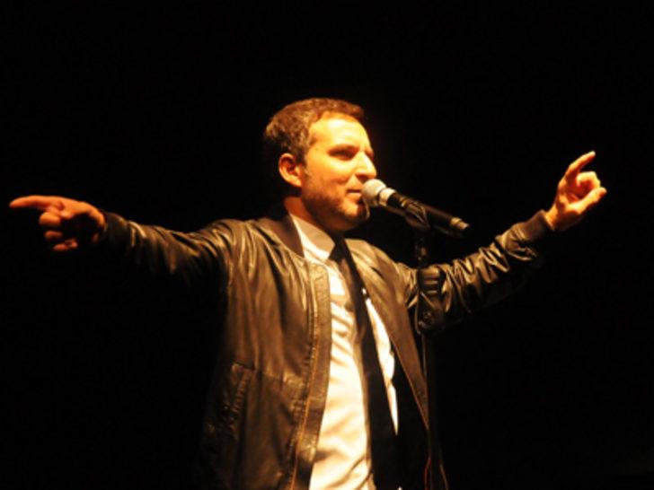 Rafet El Roman'a eski eşinden haciz şoku G2