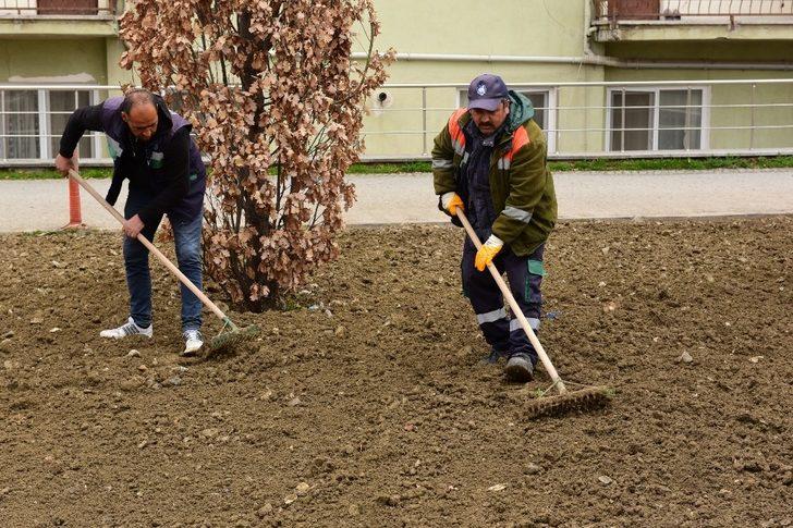 Çorum’da Belediye parkları yaza hazırlıyor G2