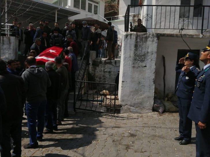 Kore gazisine askeri törenle sessiz veda G5