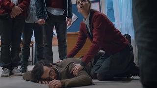 Öğretmen dizisi 5. yeni bölüm fragman yayınlandı mı? Aniden bayılan Akif'e ne oldu? Öğretmen 4. son bölüm izle