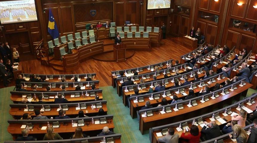 Kosova'da koalisyon h&uuml;k&uuml;meti d&uuml;şt&uuml;