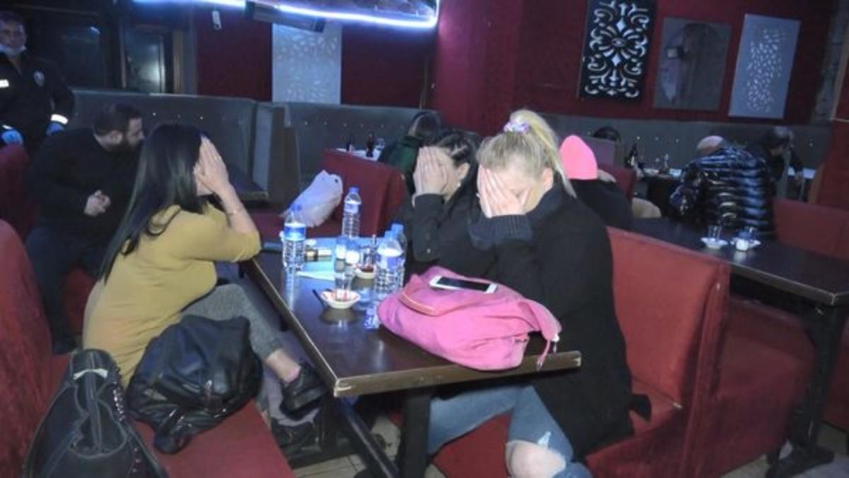 Kapalı olması gereken eğlence mekanlarına baskın