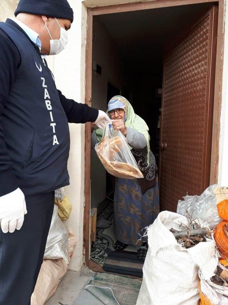 Ahlat’ta yaşlı vatandaşların yardımına koşuluyor G3