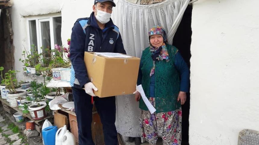 İş insanları destekliyor Vefa Sosyal Destek Grubu dağıtıyor