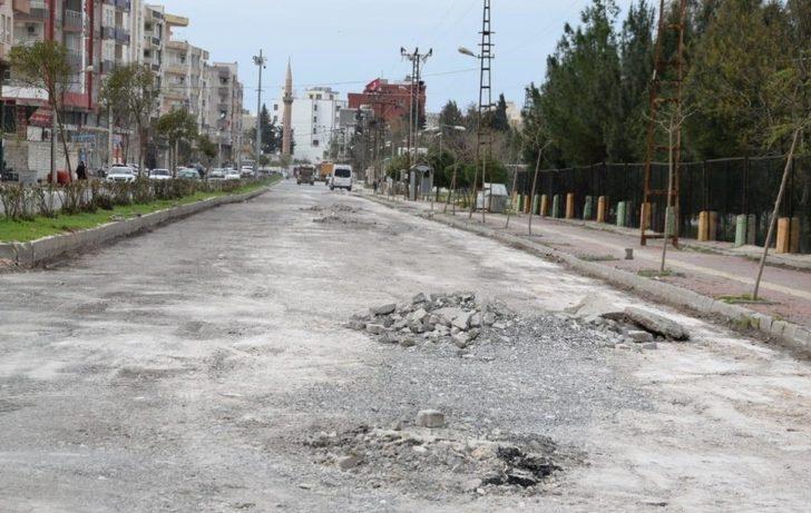 Viranşehir’de yollar onarılıyor G2