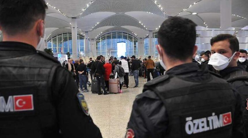 1500 kişi polis eşliğinde Karab&uuml;k'e g&ouml;nderildi