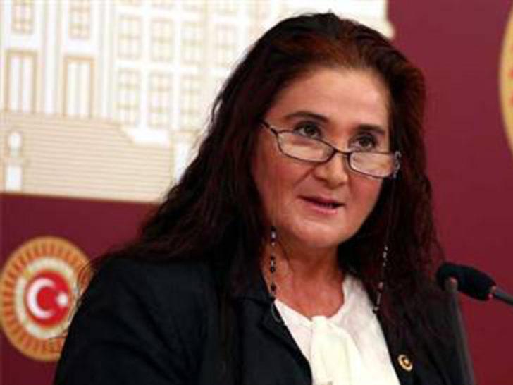 Ünlülerden başsağlığı mesajları G3