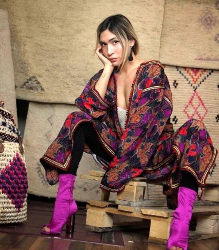 Survivor Berna Canbeldek'ten iç çamaşırlı karantina pozu!  G5