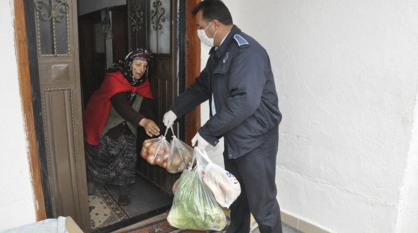 Başkan &Ccedil;ift&ccedil;i&rsquo;den &ldquo;Siz evde kalın biz getirelim&rdquo; &ccedil;ağrısı