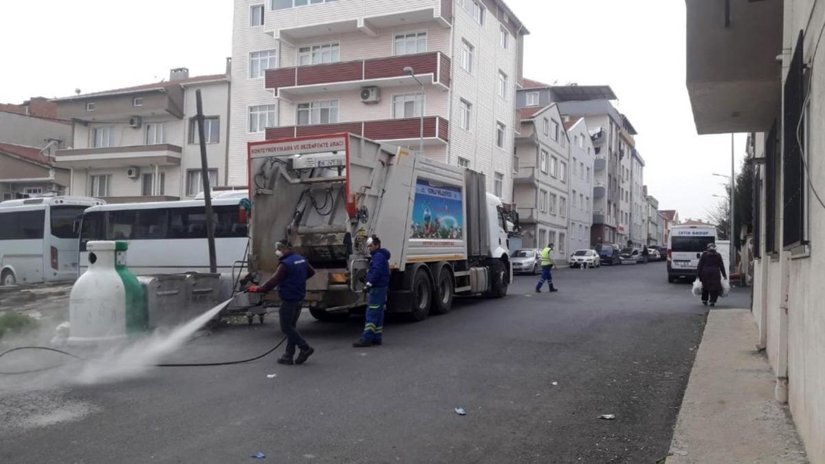 &Ccedil;orlu Belediyesi ekipleri 7 g&uuml;n 24 saat sahada &ccedil;alışıyor