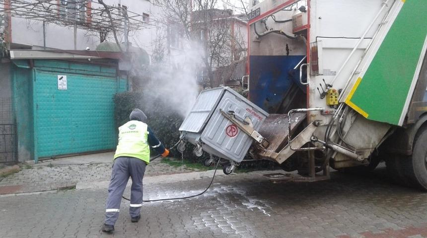 Ergene&rsquo;de &ccedil;&ouml;p konteynerleri dezenfekte ediliyor