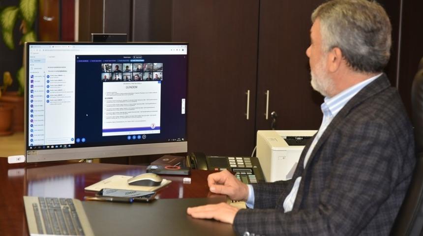 OM&Uuml;&rsquo;de senato toplantısı uzaktan yapıldı