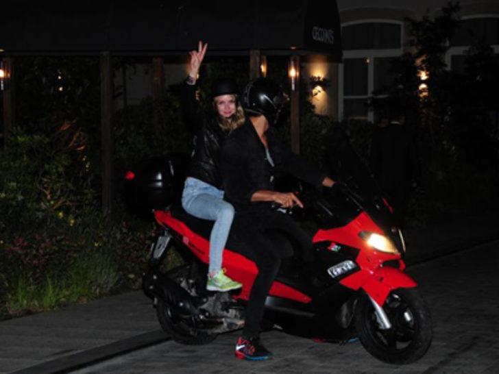 Yasemin Allen sevgilisiyle gecelerde G5