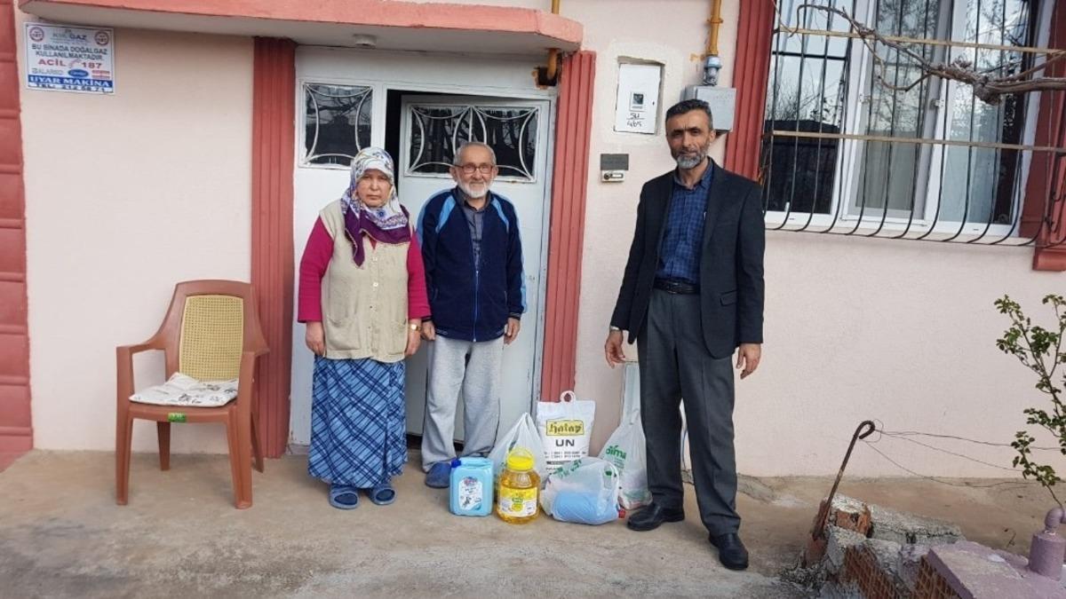 Din g&ouml;revlileri vatandaşların ihtiya&ccedil;larını karşılıyor