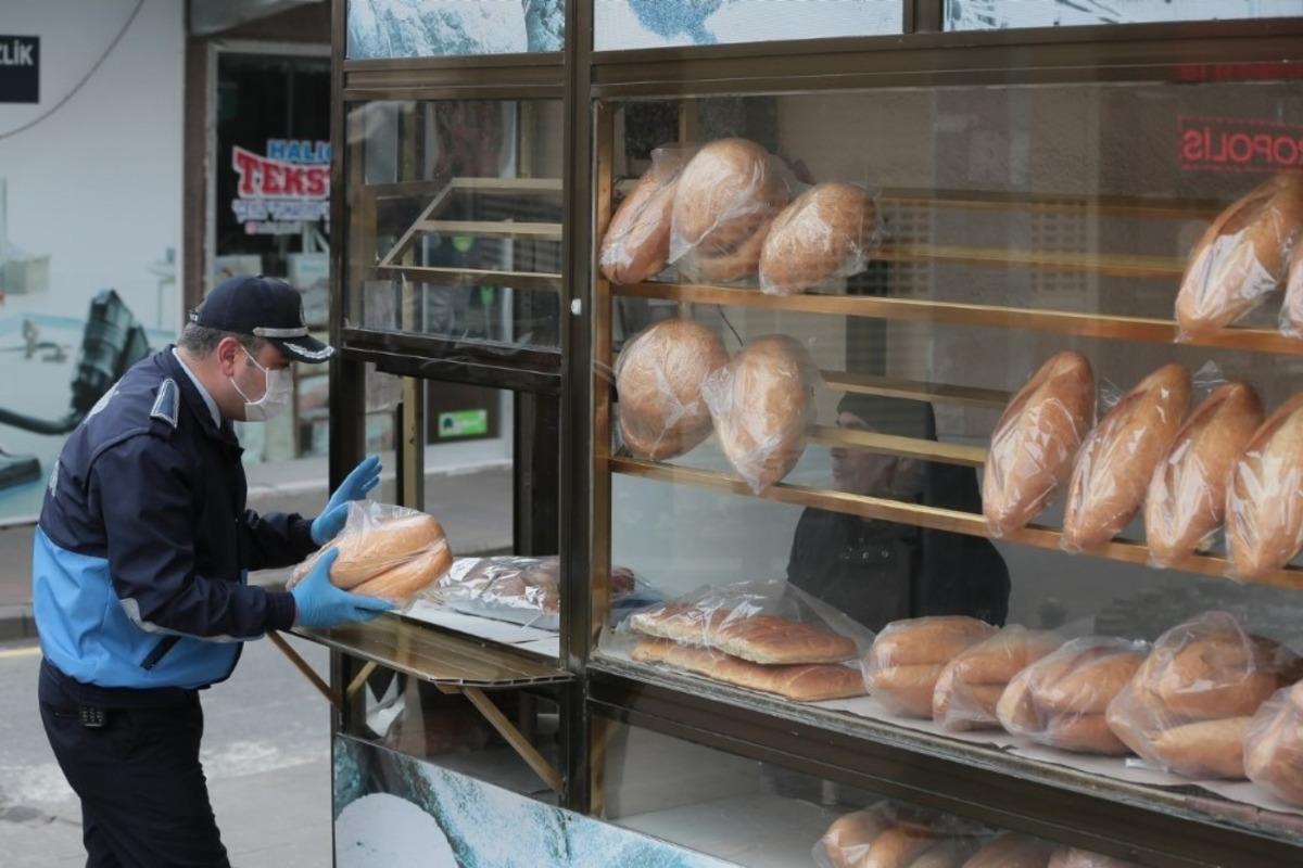 Zabıtadan bakkal, fırın, market ve ekmek b&uuml;felerine korona vir&uuml;s denetimi