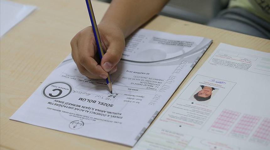 &Ouml;ğrenciler dikkat! Bakan'dan LGS i&ccedil;in &ouml;nemli a&ccedil;ıklama