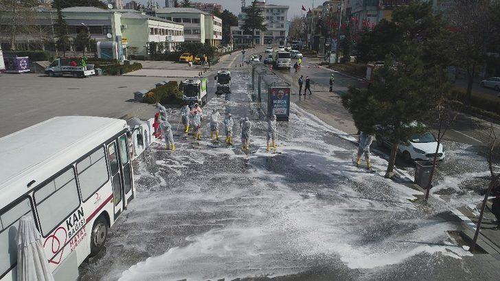 Niğde’de cadde ve kaldırımlar  dezenfekte ediliyor G3