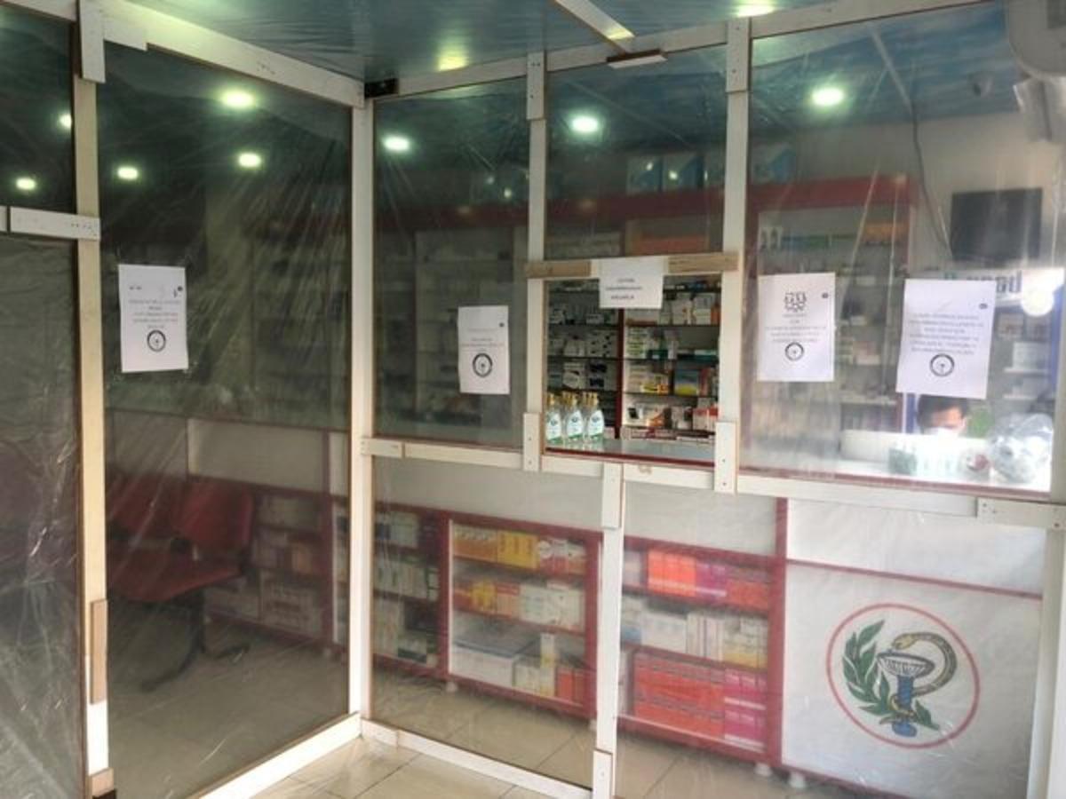 Eczanede koronavir&uuml;s &ouml;nlemi 