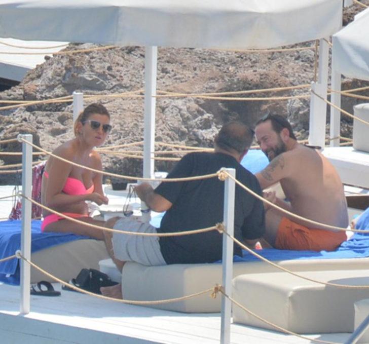 Ece Vahapoğlu sevgilisiyle tatilde G2