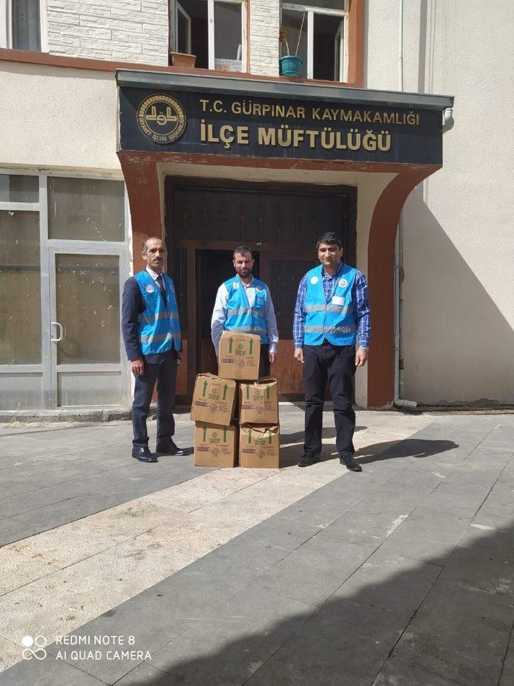 Van Müftülüğü görevlileri yaşlılar için sahaya indi G3