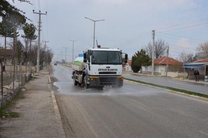 Çifteler Belediyesi dezenfekte çalışmalarına devam ediyor G4