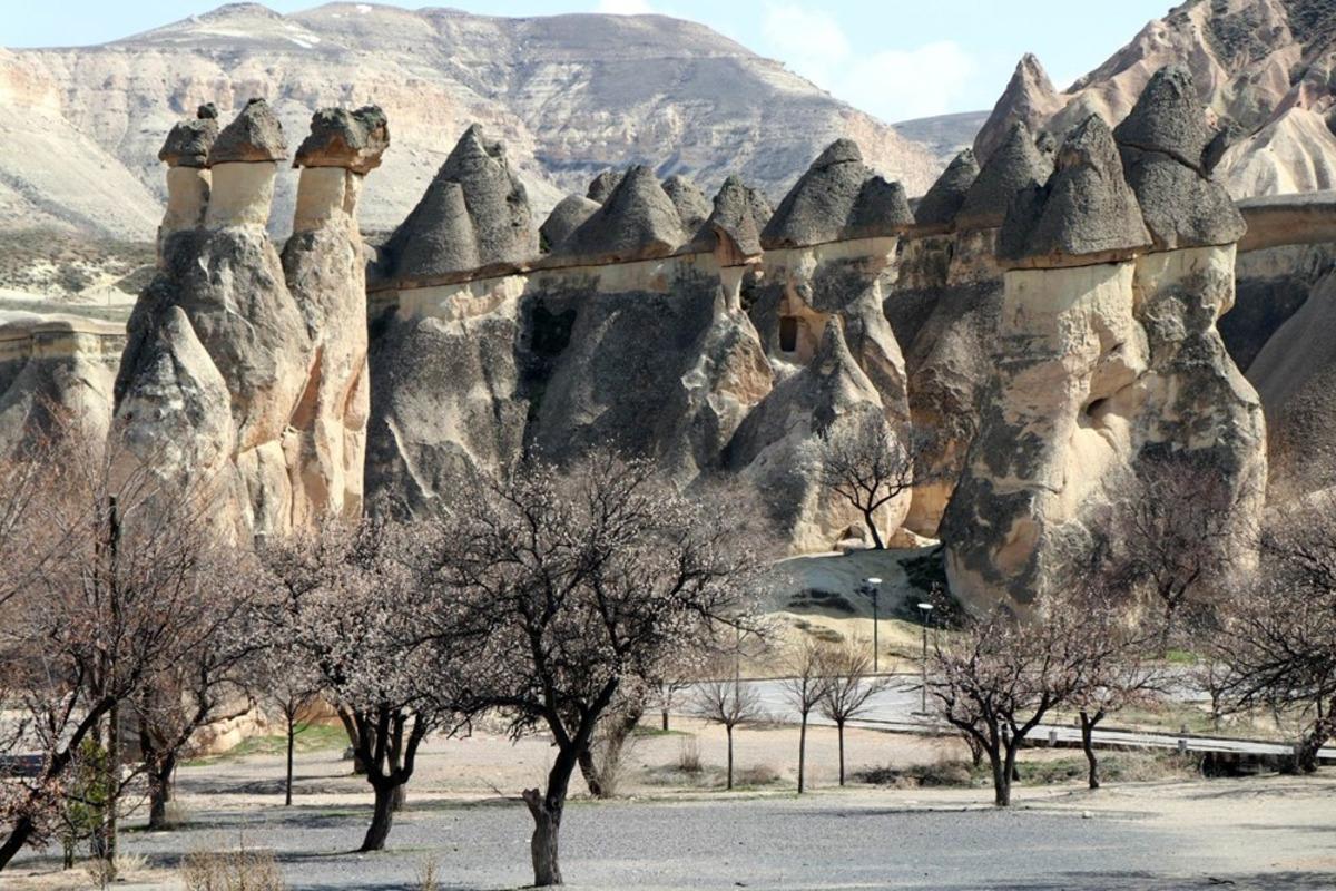 Kapadokya adeta hayalet şehre d&ouml;nd&uuml;