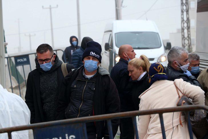 GÜNCELLEME - Yurt dışından gelen 168 kişi Bolu'da yurda yerleştirildi G4