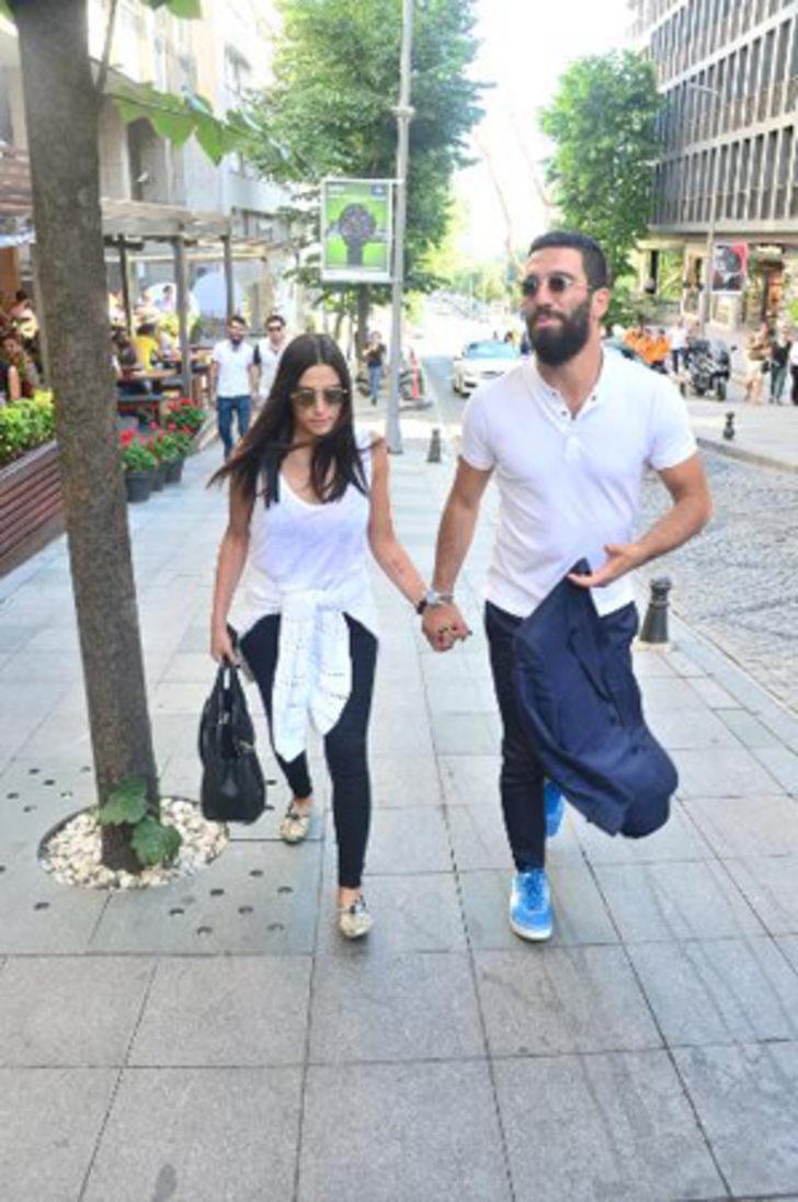 Arda Turan'ın sevgilisi Ivana Sert'e rakip mi oluyor? G5