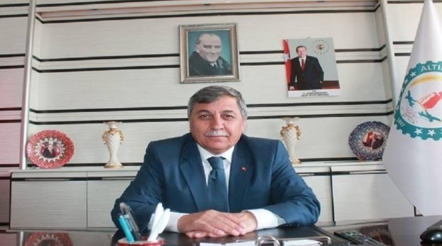 Başkan Arif Teke: "Sorun k&uuml;resel, &ccedil;&ouml;z&uuml;m ulusaldır"